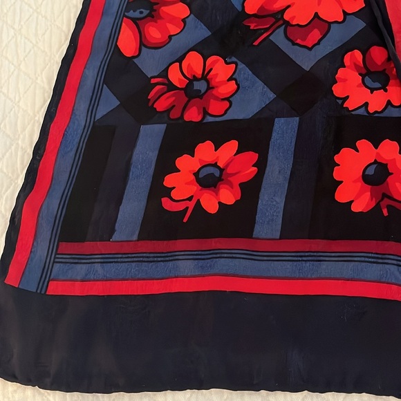 Vintage Emanuel Ungaro Silk Scarf/Purse Scarf - Picture 3 of 6